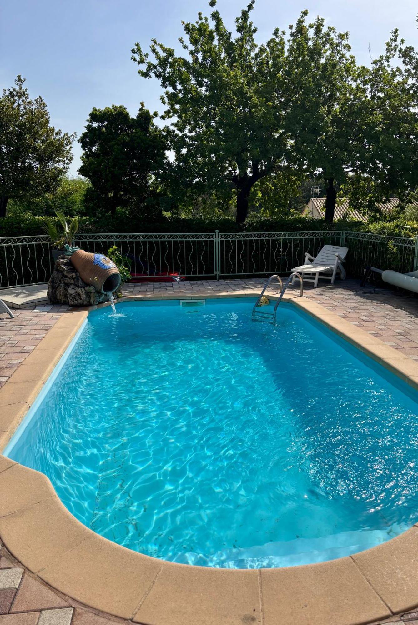 La Cigaliere 1 Charmant T1 Bis Avec Terrasse Dans Villa Sollies-Ville Екстериор снимка